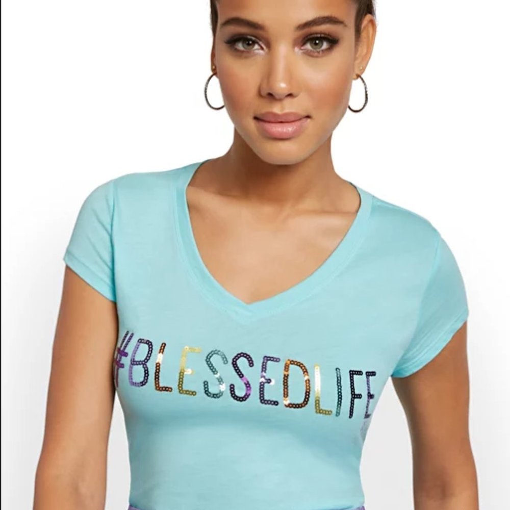 "BLESSED LIFE" GRAPHIC TEE